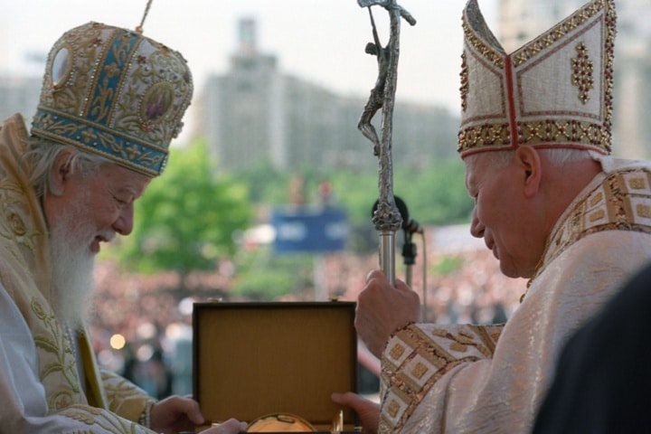 Chiesa cattolica e Romania: Francesco sulle orme di Giovanni Paolo II